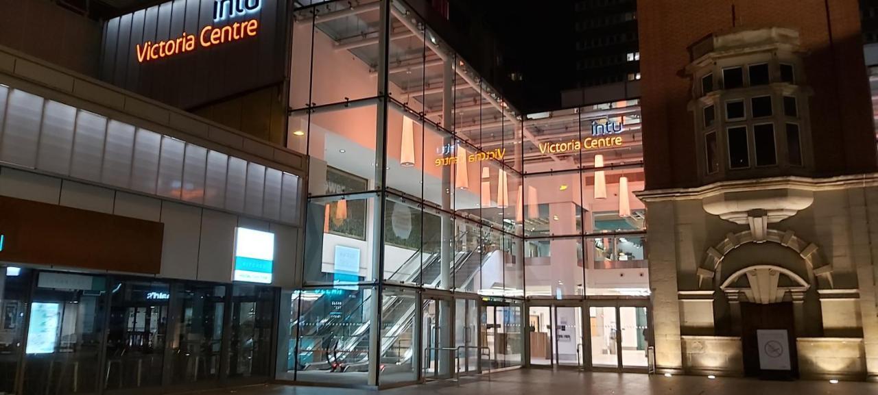 Victoria Centre Apartments: Central Shopping Hub with 24/7 Access Nottingham Exterior photo